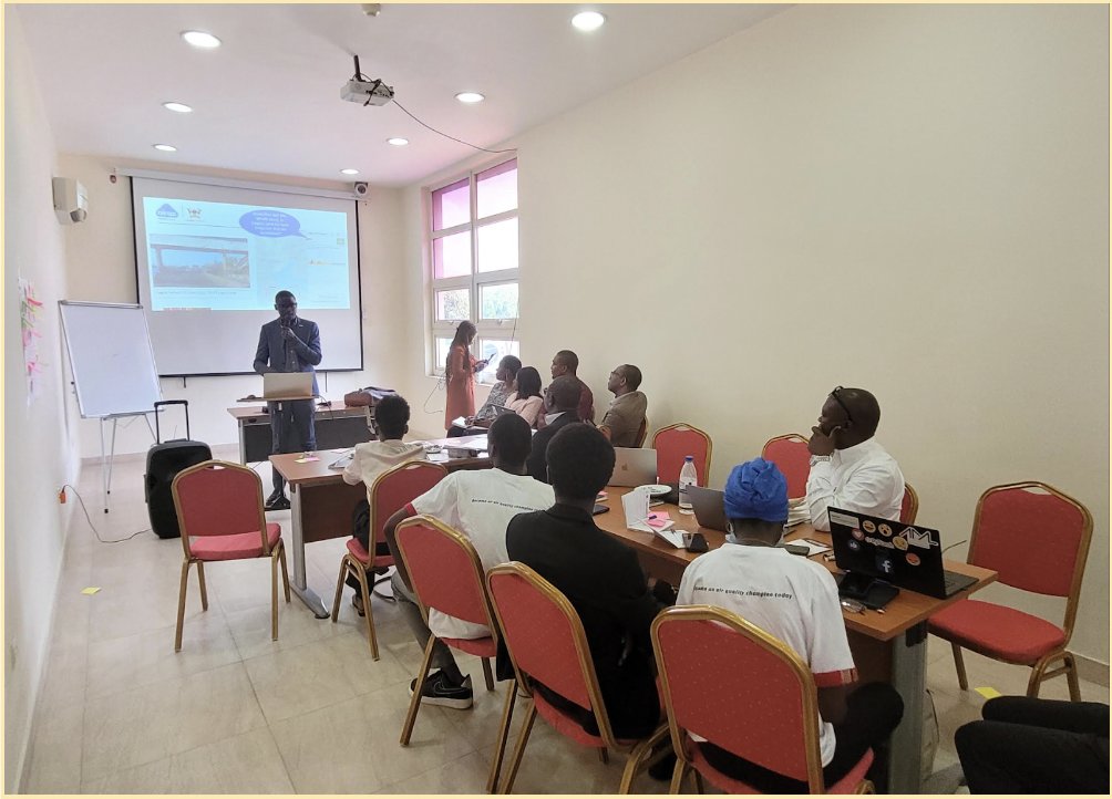 AirQoProject's tweet photo. Last week, we were honored to share scalable experiences on community-driven digital #airquality network for African urban spaces during the knowledge sharing and co-creation workshop at the University of Lagos Nigeria. #AirPollution #CitizenScience https://t.co/EFSguHp8iH
