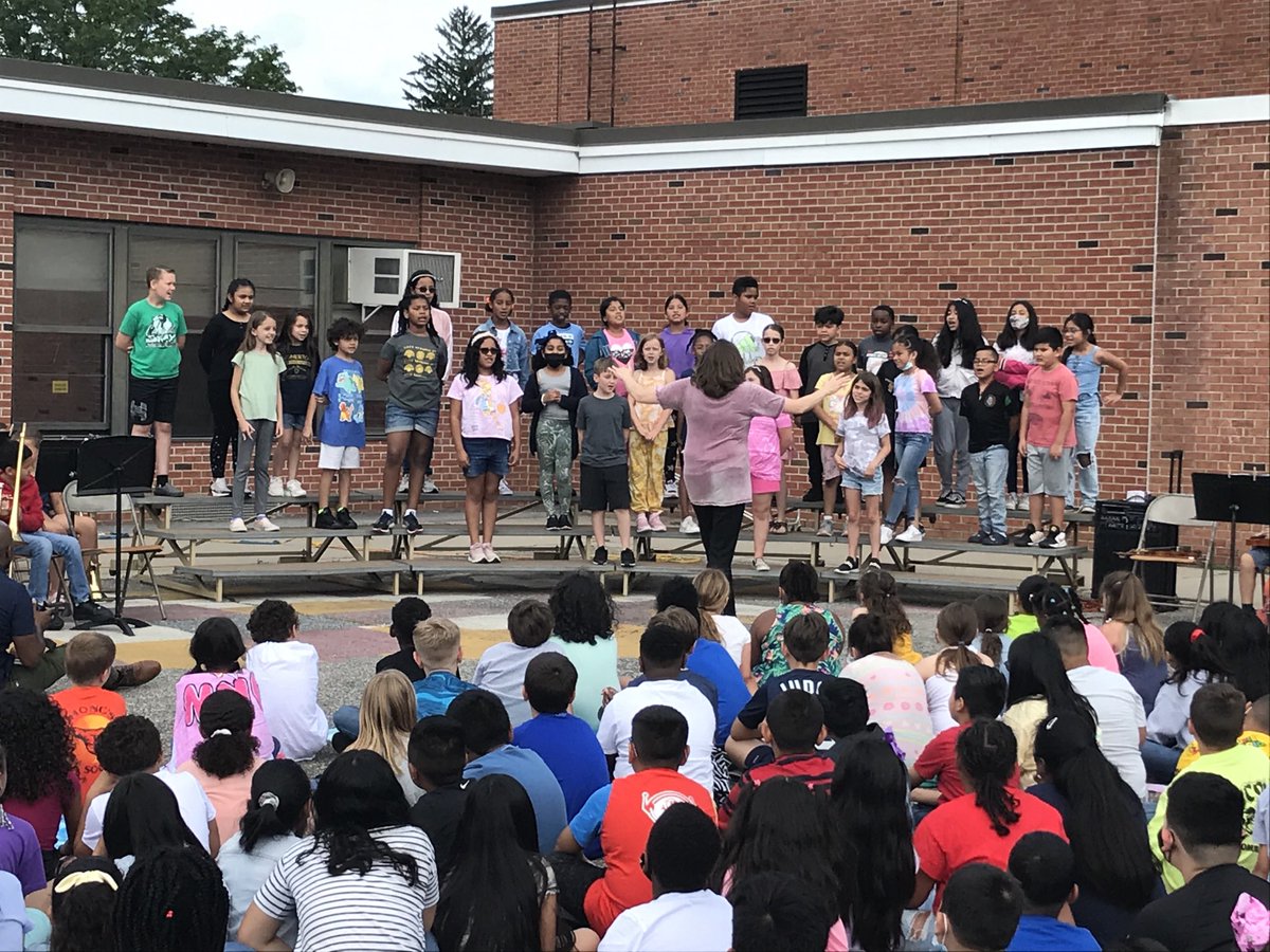 Gardnertown Leadership Academy tweet media