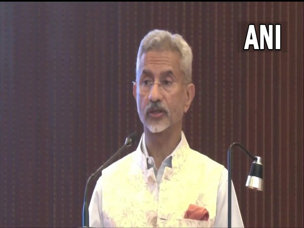 ani_digital's tweet image. India will never accept any attempt to unilaterally change status quo along its borders, says Jaishankar

Read @ANI Story | aninews.in/news/world/asi…
#SJaishankar #BorderIssues #IndiaForeignPolicy #LAC #indiachinaborder