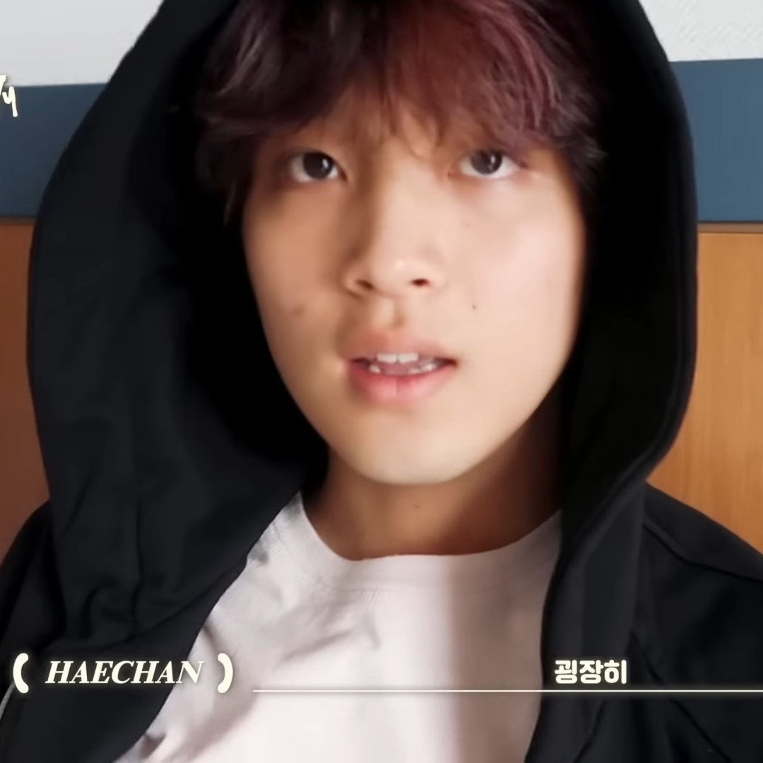 jeongyunonly's tweet photo. haechan and his pretty moles https://t.co/bIDnIKyO25