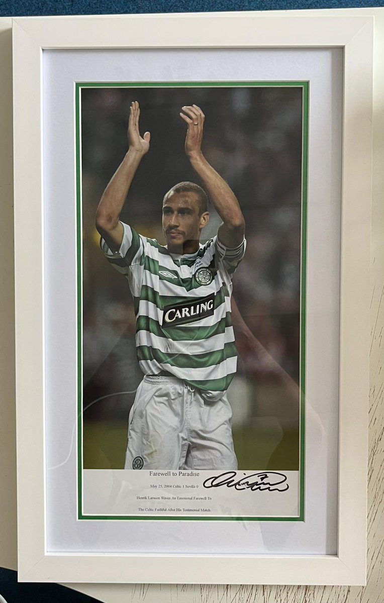 man_memorabilia's tweet photo. Henrik Larsson hand signed prints in white frame with green and white mount. 1 of each available. 

£90

Order via DM. 

#TheTwelfthMan https://t.co/UTThI5hU0V
