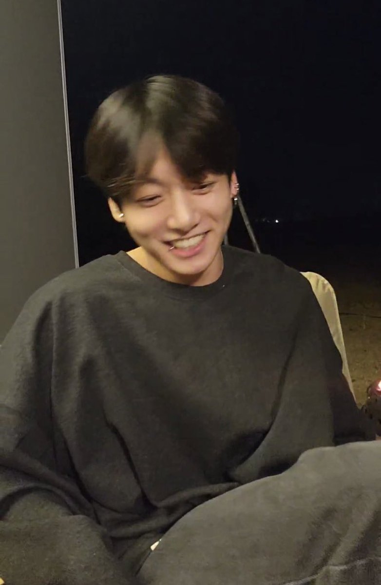 _mminttht's tweet image. เนื่องจากน้องจ๋าตาเเป๋วมาไลฟ์😭คิดถึง
50/1รีทวิตonly
-สุ่มพน.ค่าาาาา🥺💗

#jungkook #ตลาดนัดบังทัน #ปล่อยของสะสมบังทัน