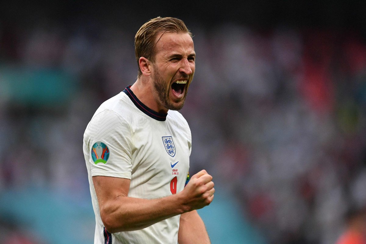MystiqueJerseys's tweet photo. ⏰️ Giveaway ⏰️

Win a Mystery Football Jersey! 
From us https://t.co/9ubOGwcLAl 

If Harry Kane 🏴󠁧󠁢󠁥󠁮󠁧󠁿 scores anytime in tonights game between England &amp; Germany! ⚽️

To enter:
♻️ Retweet this tweet
🤝 Follow us @MystiqueJerseys https://t.co/UfVyejNFHq