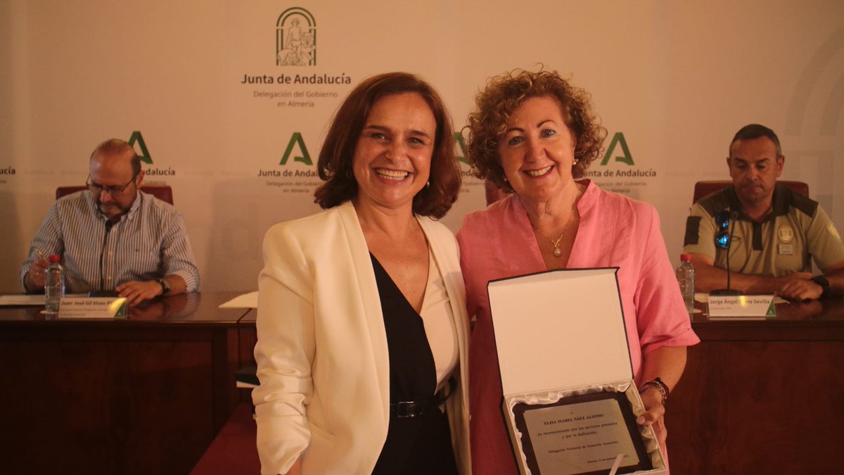 AlmeriaJunta tweet picture