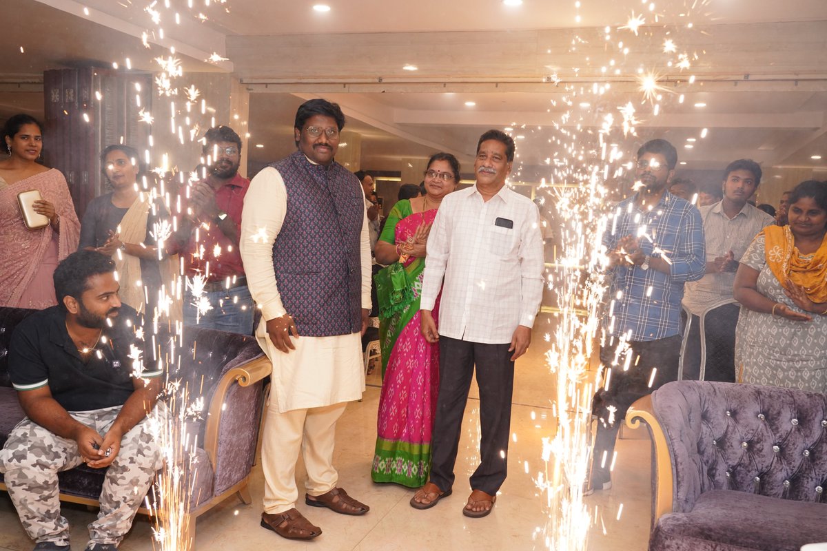 JCIVizagYUVA's tweet photo. Installation of Jc Pramodh Kumar Kamichetty as president of JCI Vizag YUVA
#jci #jcivizagyuva #zoneivjciindia https://t.co/M25uBAqiSf
