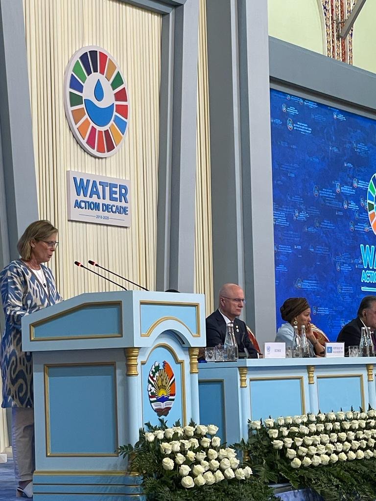 Honored to speak at #DushanbeWaterConference w/ H.E. President Emomali Rahmon @EmomaliRahmon7, DSG @UN @AminaJMohammed, MP Rutte @MinPres & other esteemed guests, as we focus on finding solutions for water & climate challenges. @DWaterProcess @WorldBankECA #WaterActionDecade