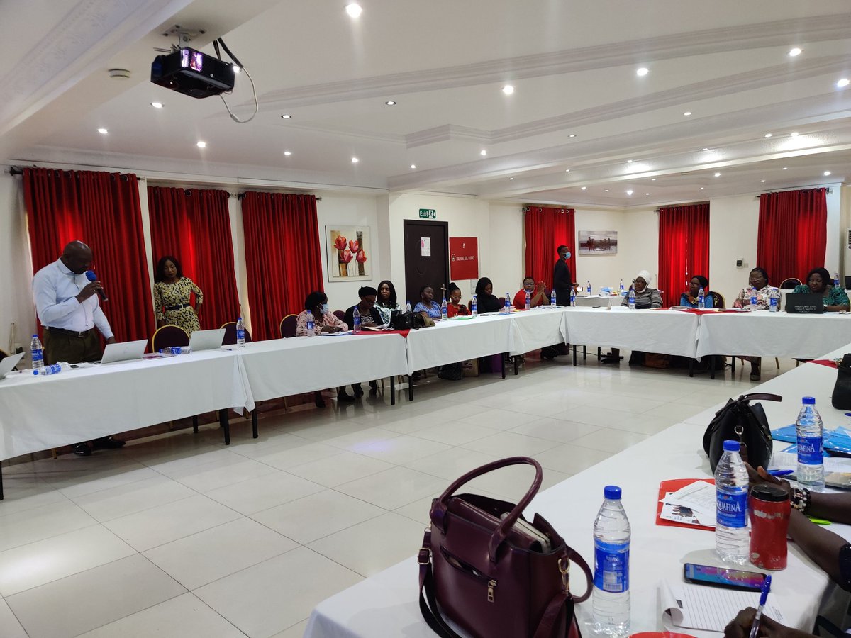 DISCinNigeria's tweet photo. @DISCinNigeria  rolled out additional phase of Moment of Truth Training for providers in Lagos and Oyo State. 

The training seeks to empower 160 providers with empathy skills needed to support clients to #Selfinject Contraceptives for #SelfCare

Pictures from training below https://t.co/L7yPB2e2dF