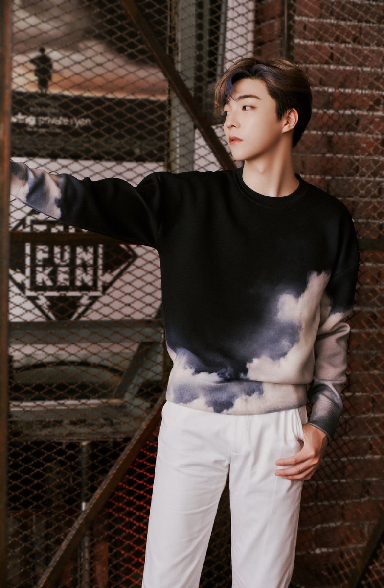 CHENLINONG_1003🐰📷 tweet media