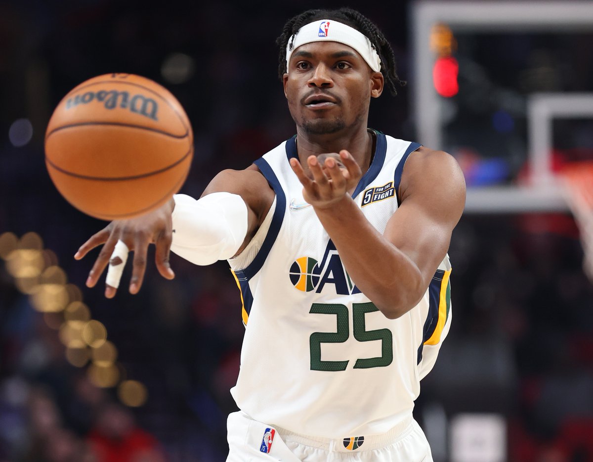 NBA's tweet photo. Join us in wishing @DanuelHouseJr of the @utahjazz a HAPPY 29th BIRTHDAY! #NBABDAY https://t.co/Zyk9OYRJM4