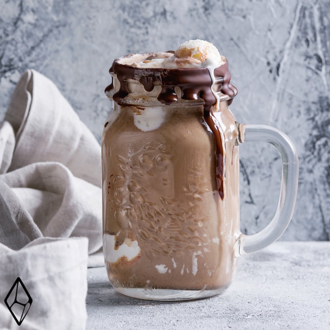 obsidiandrinks's tweet image. 50g dark #chocolate (to garnish the glass)e this devilish ##cocktail! 

50g dark chocolate (to garnish the glass)
60ml coffee-flavoured liqueur
60ml vodka
60ml Irish cream liqueur
2 scoops chocolate ice cream

Serve with an additional scoop of vanilla ice cream (optional)