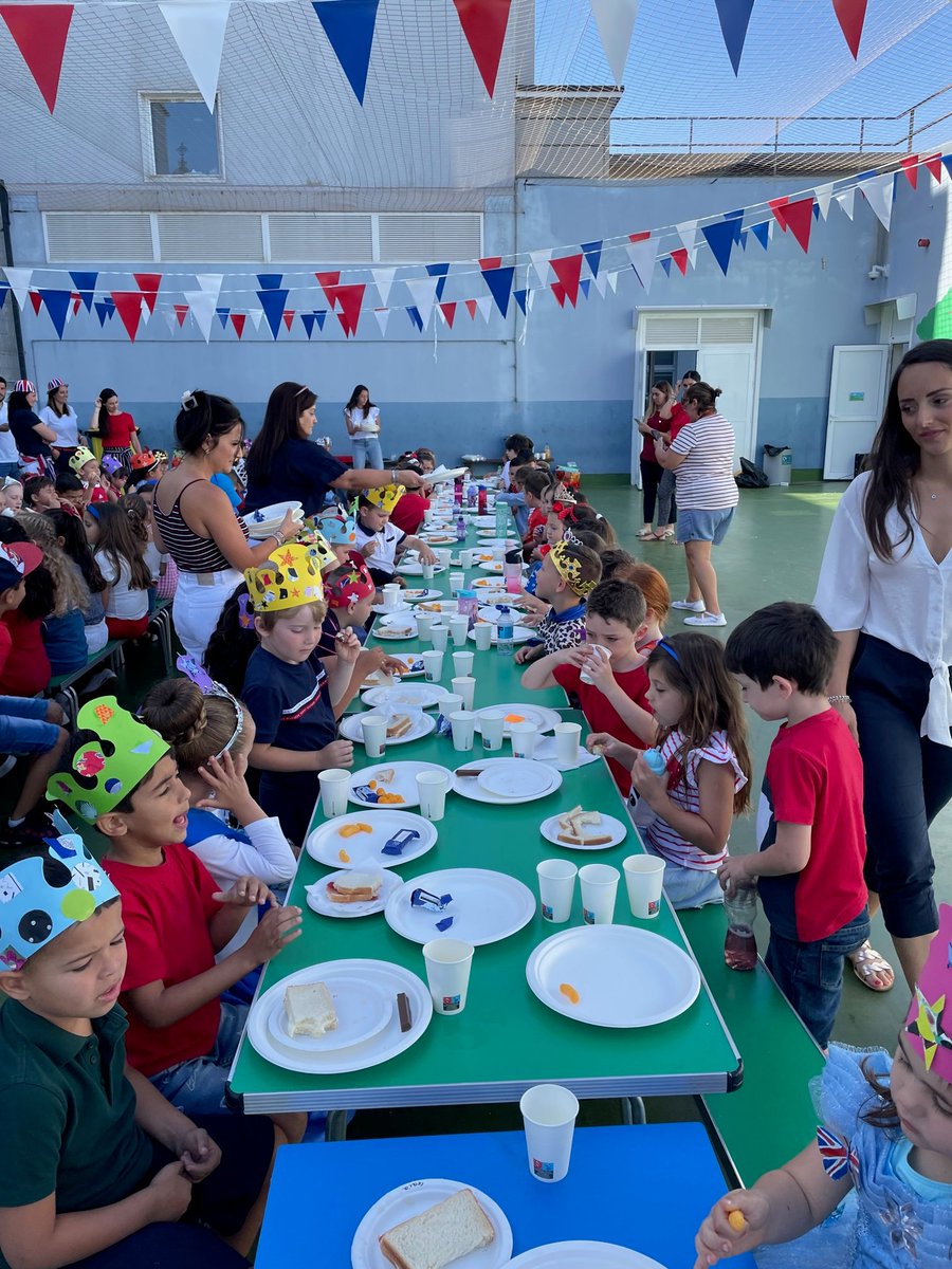 GBCNewsroom's tweet photo. St Bernard’s Lower Primary School celebrated the Queen’s Platinum Jubilee with a variety of learning activities, bake sale, tea party, and visit from the Re-enactment Society. https://t.co/OptUEXMdzx