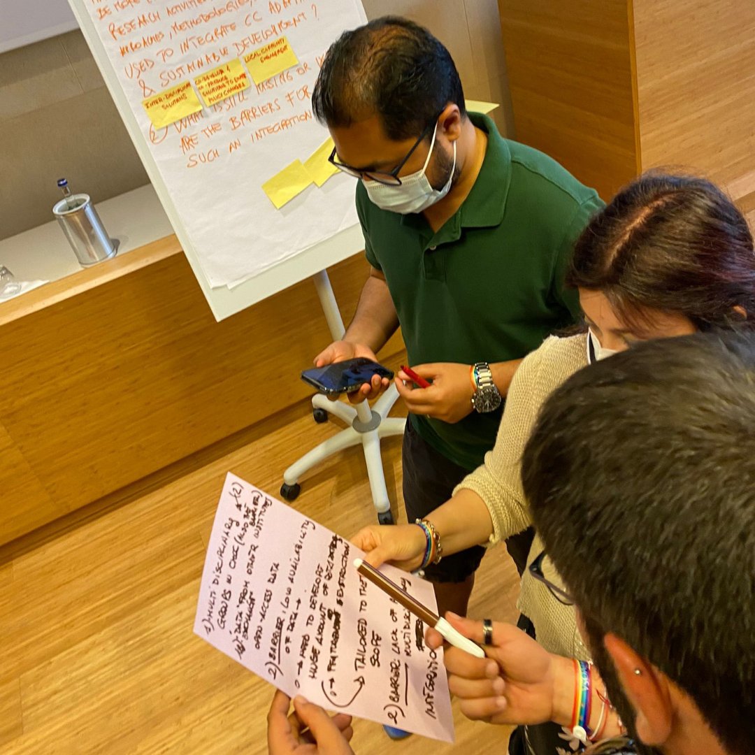 CmccClimate's tweet photo. The CMCC Annual Meeting goes on with the #breakoutsessions.
The groups at work ⬇️👥
#CMCC #AnnualMeeting2022 #WeAreCMCC #breakoutgroups https://t.co/HDYxq18pZi