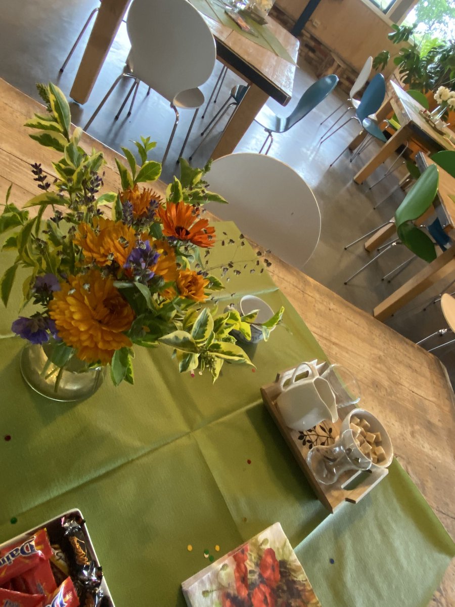 WbOnstaheerd's tweet photo. Vanmiddag viert er weer een groep een feestje 🥳. 
Ook een feestje vieren op de Onstaheerd? Neem contact met ons op. Wij denken graag mee. 

https://t.co/Hl5BL2win0 https://t.co/gx9A6GUGBF
