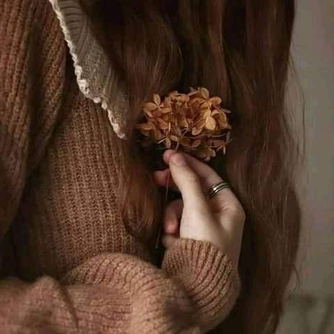zaed_tota's tweet photo. لم يكُن الأمرهين في تخطي بعض الأشياءفي حياتنا
كانت الإبتلاءات كثيرة ولكن لُطف الله بِناجعلها هينة نستطيع تحمُلهاونصبرفـ تأتي أجورًا كالجبالِ ماكُنانبلُغها بـأجّلِّ أعملُنا
فالحمدُلله على جميع مَاقُدرلناومن قضاء في طياتهِ رحمة گان أخف مِن إبتلاءٍأكبر:")) 

الحمدُلله 

 ❤ https://t.co/v159yk8PF6