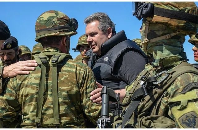 PanosKammenos's tweet photo. Έλα Τσαβούσογλου Έλληνες Κουρδοι Αρμένιοι Άραβες της Αλεξανδρέττας Κύπριοι Πόντιοι σας περιμένουμε, μαζί με τον Ερτογάν θα σας λιώσουμε https://t.co/mm4d7vlQ7W