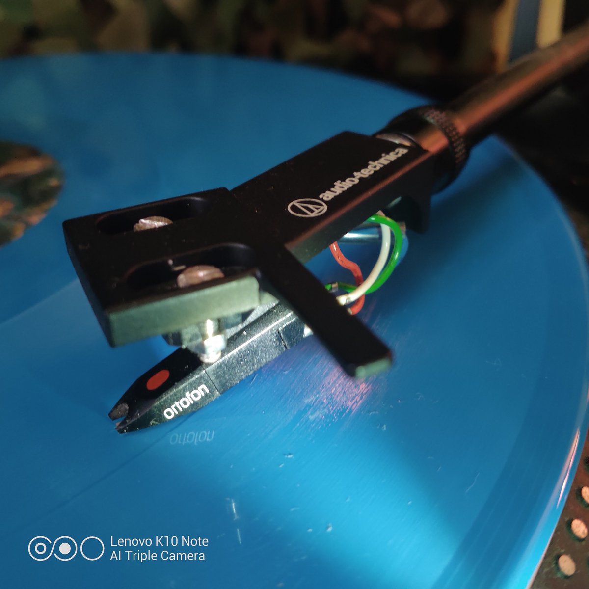 YucatecDj's tweet photo. @AceVenturaMusic I see no vinyls turntable ! bullshit!no more analog sound on stage? come on wake up!the vinyls need to return on the floor!!! https://t.co/n0dHxqxajK