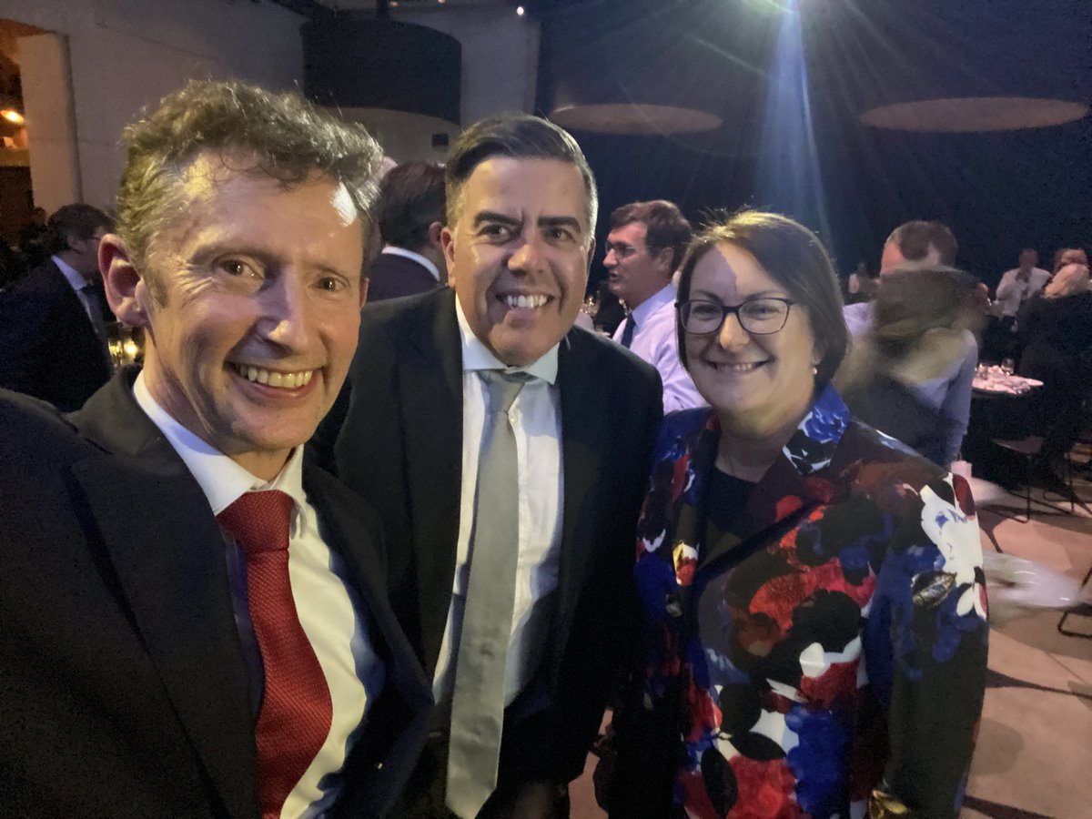 Stephen Jones tweet media