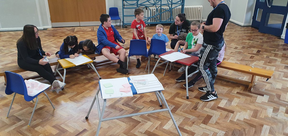 MoveWellFG's tweet photo. Thanks to the excellent Y4 children from @SkemBishopM for taking part in today's movement skills session &amp; intervention #coproduction workshop

@PhysActivityEd 
@RPOTyler @LJMUPAEx @EHUSportandPA @edgehill_HRI https://t.co/bpU5p21T0v