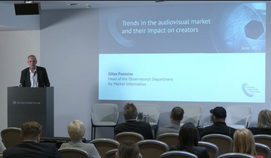 Gilles Fontaine discusses the Trends in the #audiovisualmarket and their impact on #creators by sharing data on #writers and #directors of EU27+UK.

Follow us live▶️ elisastage.ee/eao

#obsav30