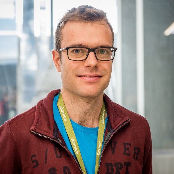 Structured Machine Learning Group - Trento (@smlgroup_trento) on Twitter photo ๐ข๐ข๐ข
A new JC session is coming on Friday.๐
Next up will be <a href="/AndreBonte/">Andrea</a> with a talk titled "๐๐ง๐ญ๐๐ซ๐๐๐ญ๐ข๐ฏ๐ ๐๐๐๐๐ฅ ๐๐ฅ๐๐๐ง๐ข๐ง๐ ๐ฐ๐ข๐ญ๐ก ๐๐ฑ๐๐ฆ๐ฉ๐ฅ๐-๐๐๐ฌ๐๐ ๐๐ฑ๐ฉ๐ฅ๐๐ง๐๐ญ๐ข๐จ๐ง๐ฌ". ๐ฅ
Find out more๐sml.disi.unitn.it/journal.html ๐ข๐ข๐ข
A new JC session is coming on Friday.๐
Next up will be <a href="/AndreBonte/">Andrea</a> with a talk titled "๐๐ง๐ญ๐๐ซ๐๐๐ญ๐ข๐ฏ๐ ๐๐๐๐๐ฅ ๐๐ฅ๐๐๐ง๐ข๐ง๐ ๐ฐ๐ข๐ญ๐ก ๐๐ฑ๐๐ฆ๐ฉ๐ฅ๐-๐๐๐ฌ๐๐ ๐๐ฑ๐ฉ๐ฅ๐๐ง๐๐ญ๐ข๐จ๐ง๐ฌ". ๐ฅ
Find out more๐sml.disi.unitn.it/journal.html