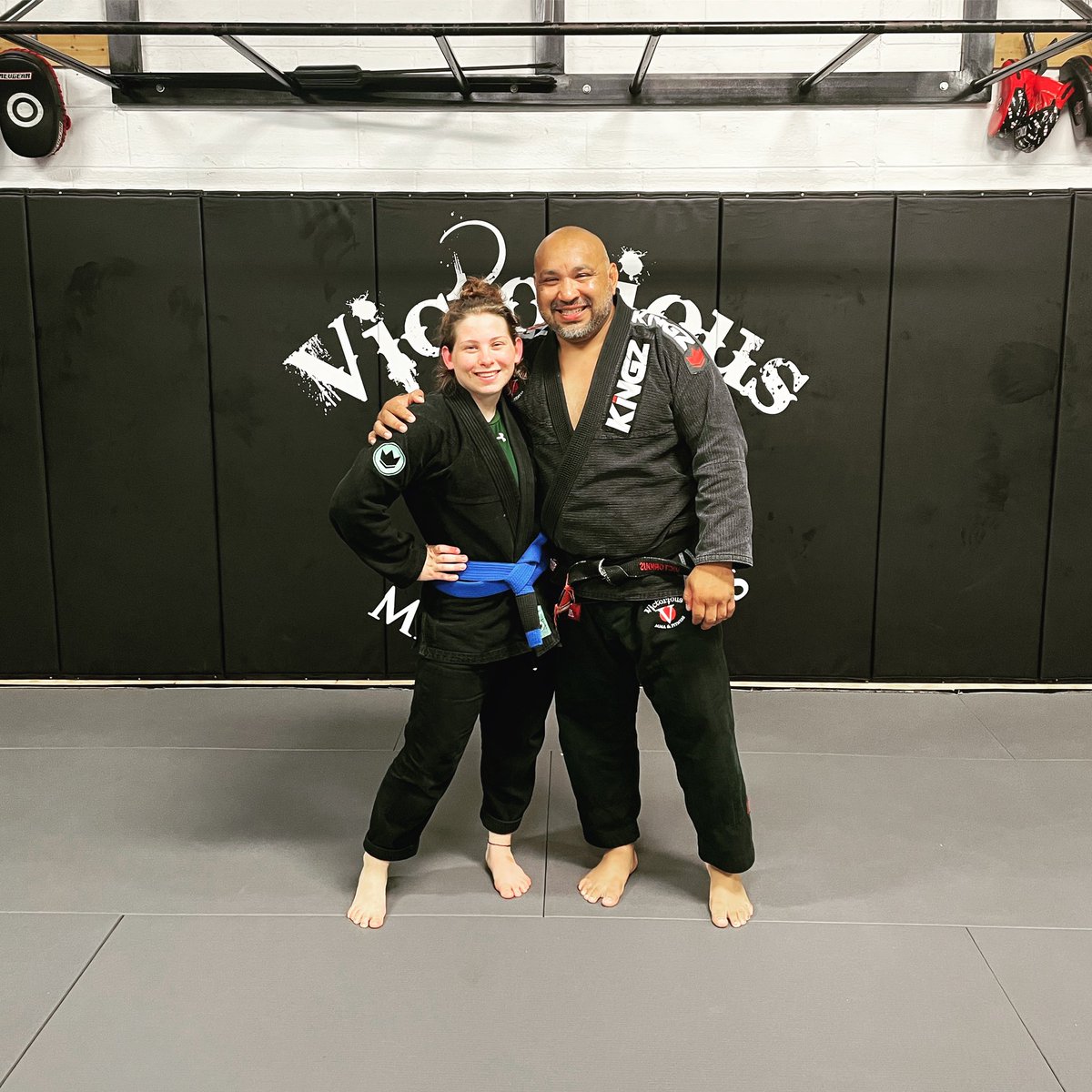 Victoriousmma's tweet photo. Last class for Madie before she ships off to Boot Camp today. #Army #victoriousmma #victorious #vicious #violence #wrestling #mma #jiujitsu #jiujitsulifestyle #jiujitsuforlife #jiujitsunogi #jiujitsusavedmylife #jiujitsufamily #jiujitsu4life #jiujitsugirls #bootcamp #foxholeusa https://t.co/9rJP11klTL
