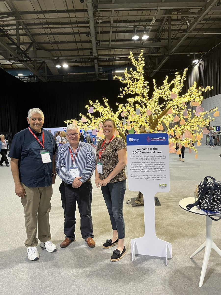 Great to spend time with @mpftnhs new Chief Nurse @LizLockett1 & @kammi1231 @theRCN Congress in Glasgow. Great to hear what’s happening in all roles within nursing&fly the flag for our wonderful profession, especially remembering the nursing lives lost with Covid #RCNCongress22