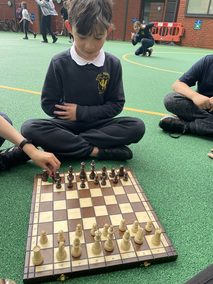 WyvilPrimary's tweet photo. Year 5 loved taking on Miss Stevens in the playground at lunchtime today! We look forward to more games this term! #chess #steategicthinking #strategy #lunchtime #playtime #wyvilfamily #wyvilvalues βββ https://t.co/IQm6Lcv7nY