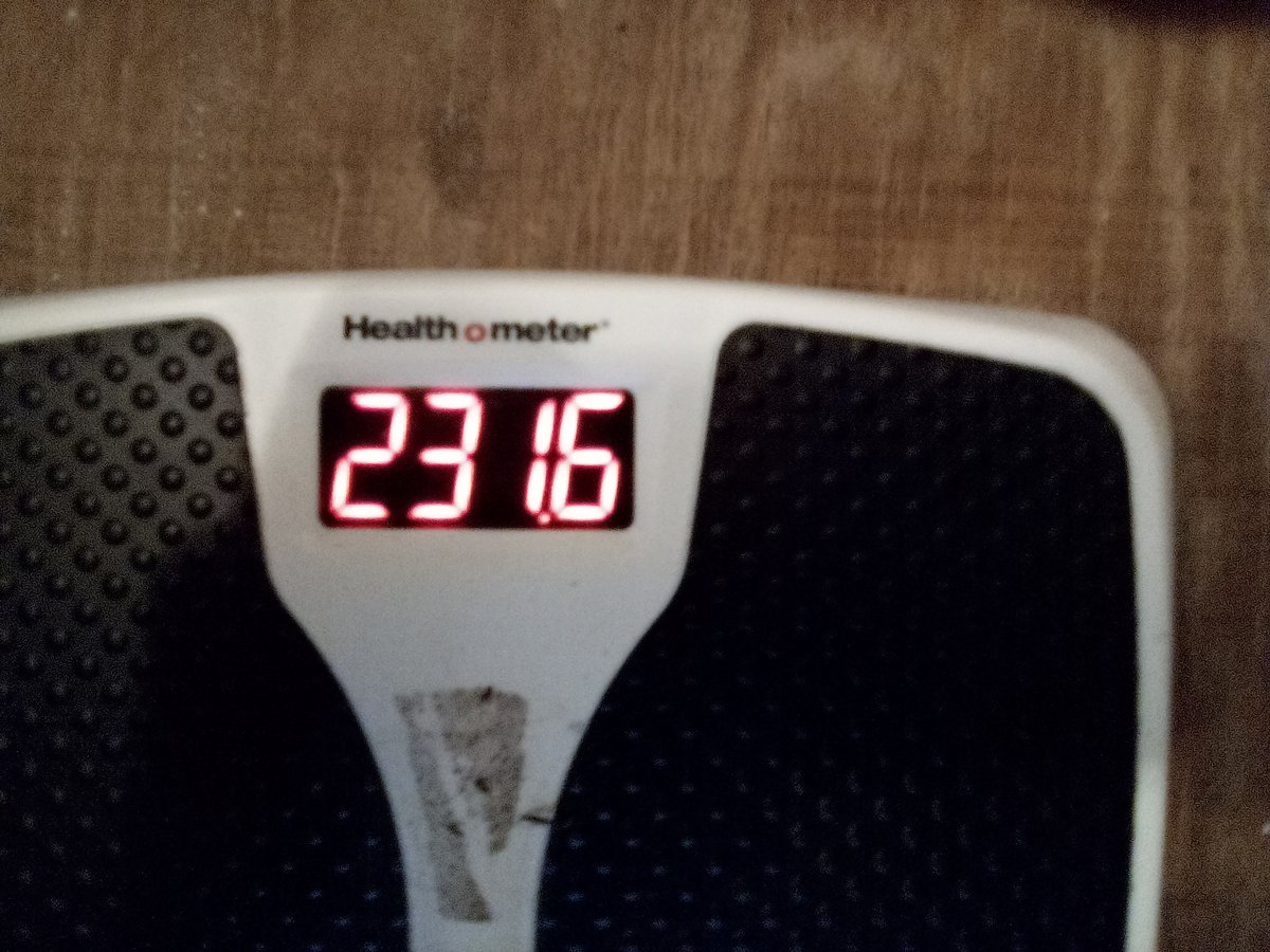 HankCasey5's tweet photo. So this is the first time I have weighed myself in a few days and was really happy to see the result. I mean not many 6 ft tall folks are happy to see 231.6 lbs on the scale, but I am. I started out at 288 about mid December when I first started weighing myself. (Click to expand) https://t.co/jFu7R2gC7U