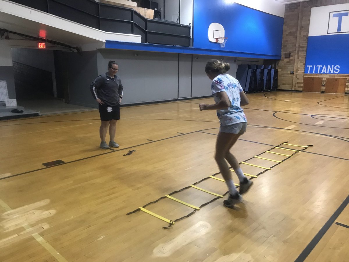 jlee_vandriel2's tweet photo. Everyday I get closer, no base will be safe very soon! #shegoing #runner #basestealer #shecanrun #shecanscoot https://t.co/aWqcXBOfoz
