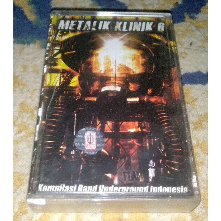 M E V E R I C K tweet media