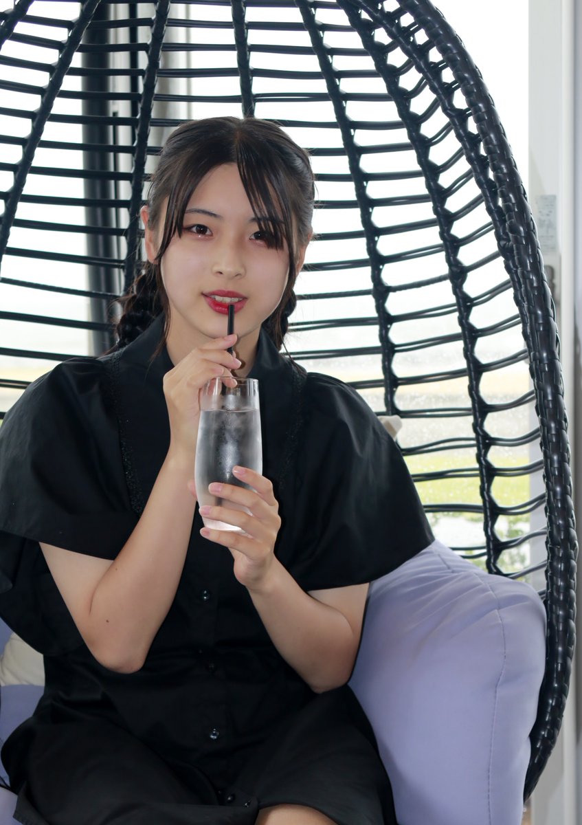yokohiko61's tweet photo. 2022年6月5日
長井浜リゾート 「Beach Side Cafe」
キュティーベリー撮影会
にっちゃん!
え?! デー・・・
撮影会だったよね!w
#京築アイドル
#cutieberry
#長井浜
#BeachSideCafe
#JKアイドル
#にっちゃん https://t.co/C1ackWnW7n