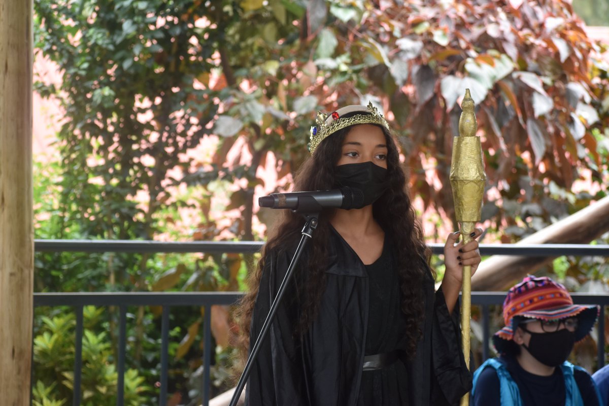 ISK_Kigali's tweet photo. Grade 6 students captivated a live audience twice, with their retold version of Snow White. 
Seven dwarfs, a witch, a king, a deer, and three storytellers did an awesome job. We are so proud of you!
#ISK2022 #BeCompassionate #StayCurious #Drama #Acting #Perfomance #Characters https://t.co/hVofDC1PoA