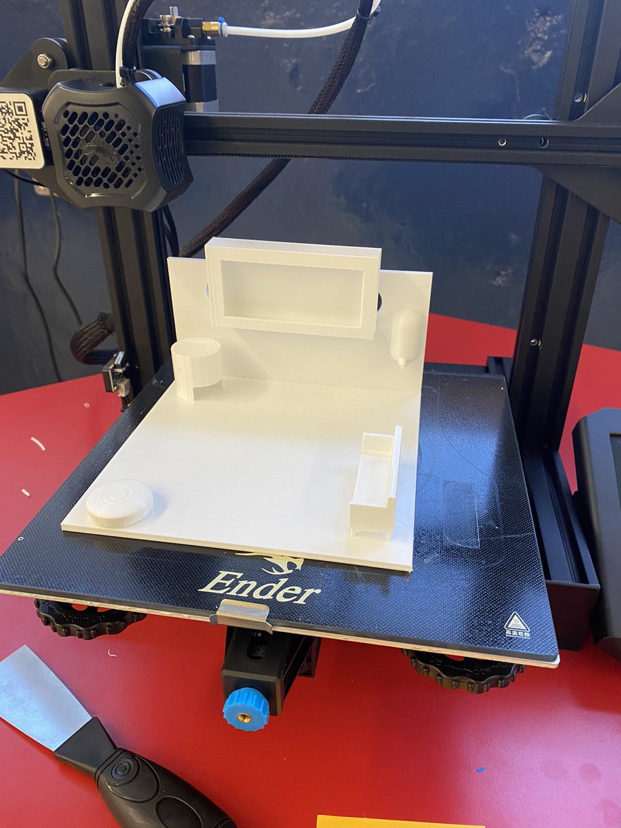 The 3D printers in the <a href="/SPJHPythons/">SPJH</a> Learning Commons have been busy printing final projects for @feener_SPJH classes! This “Comfort Cage” for a students’ hamster is one of my favourites! Even has a phone holder for the hamster’s big screen! <a href="/brilliant_labs/">Brilliant Labs / Labos Créatifs</a> <a href="/mmelee5/">Melissa Lee</a> #MakerEd