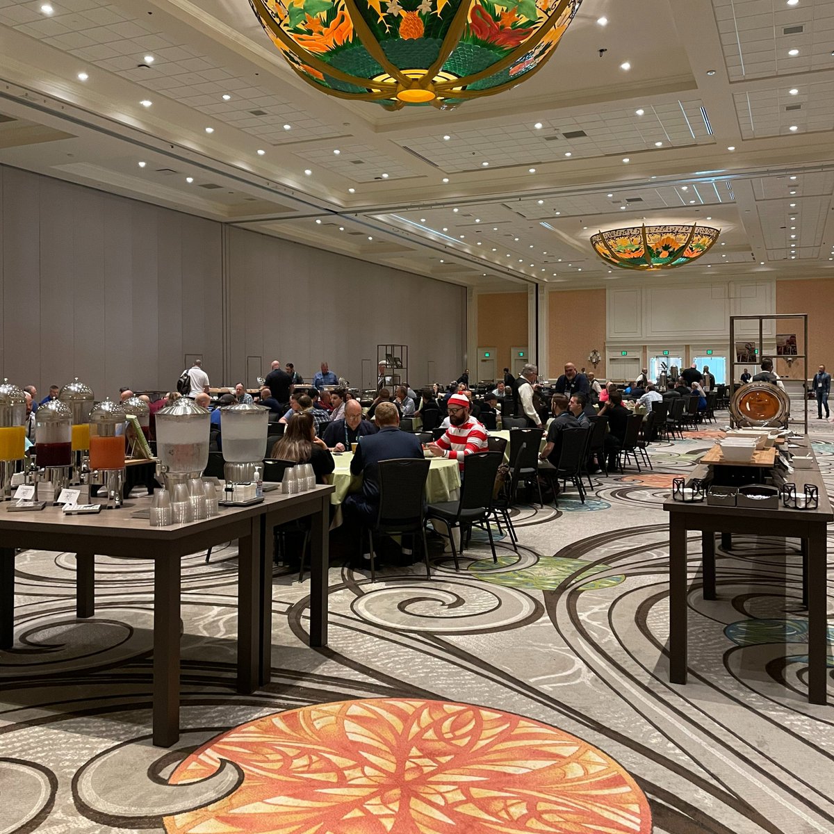 TheITNation's tweet photo. A good day starts with breakfast!
Smiling faces getting fueled up for a big day at #ITNSecure22 https://t.co/kmaRbxUFP4