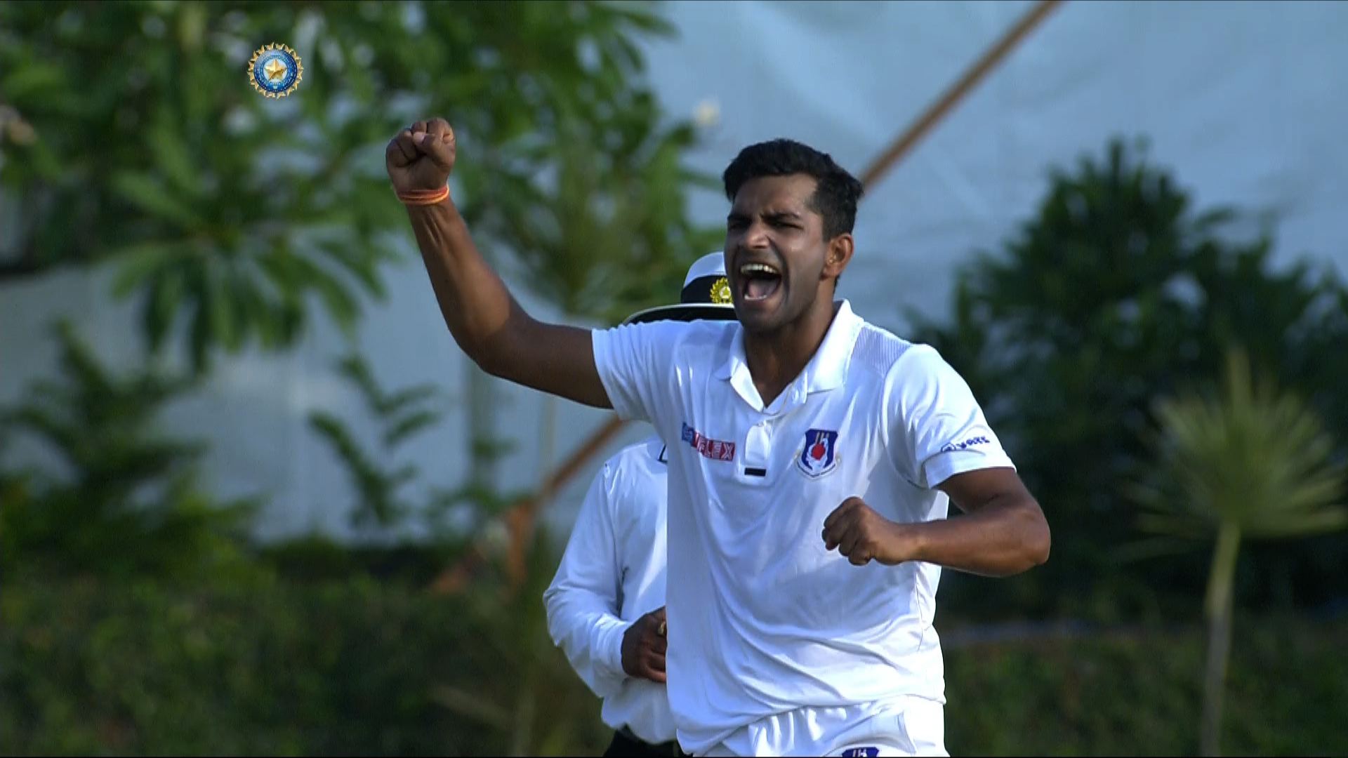 KAR vs UP LIVE, DAY 2 Highlights: Karnataka take 198-run lead as 21 wickets tumble on Day 2, KAR 100/8