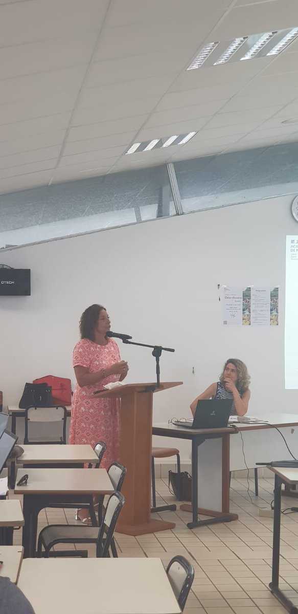 SAcmartinique's tweet photo. Retour sur la session de formation pour les personnels de l’@acmartinique sur la problématique du #chlordecone avec Bruno MAGALLON-GRAINEAU Prof. de Chaire Supérieure Géographie/BOCHAREL Luc conseiller agronomie @IrepsMartinique @ArsMartinique @GODARDFLORENCE2 #semchlordecone https://t.co/lRDlYyTktb