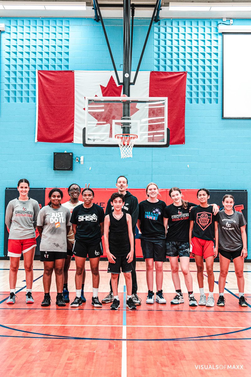 The CNP tour continues! 

#crosscanadatour2022 stopped in Toronto last night.

@Jodz33 hosted us at BC, and was an incredible host, sharing SO much of what makes her a great person, coach, and role model for her teams. 

⏭ Ottawa 🇨🇦