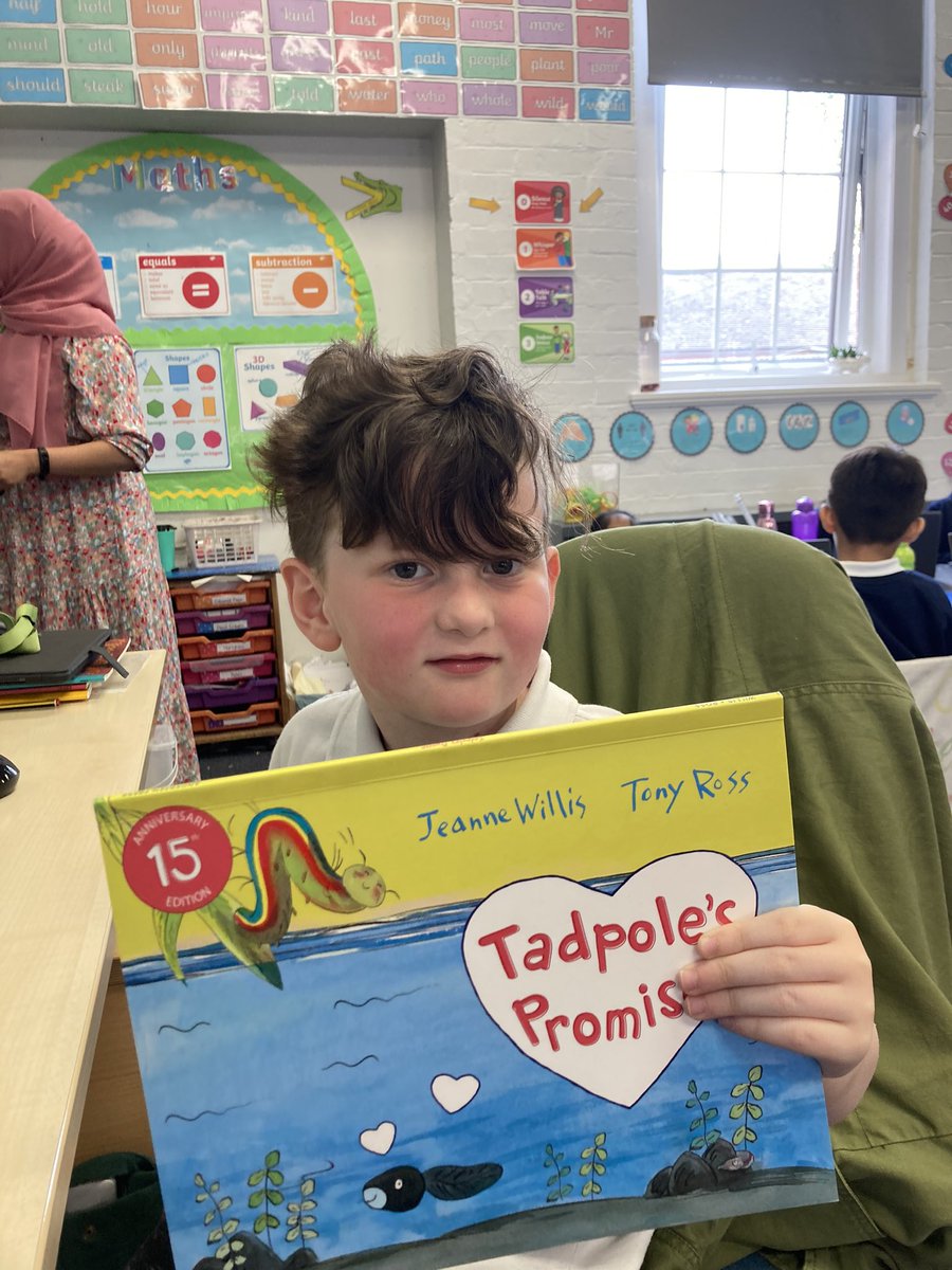 MissCogan_AMPA's tweet photo. We have been making predictions today about our new novel Tadpole’s Promise by Jeanne Willis #year2reading #novelbased #readingcomprehension @AbbeyMead_TMET https://t.co/aY2tmgELD7