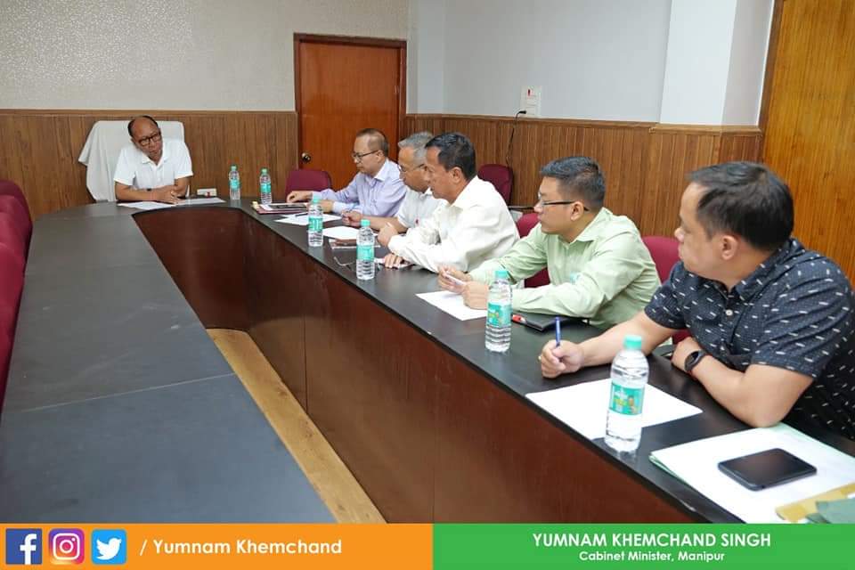 YKhemchandSingh's tweet photo. Hold an important meeting with officials of #MAHUD today relating to the agenda of reviewing the urgent works taken up.I have seen notable improvement and trust that higher efficiency is the watchword . https://t.co/dyOZWQYERm