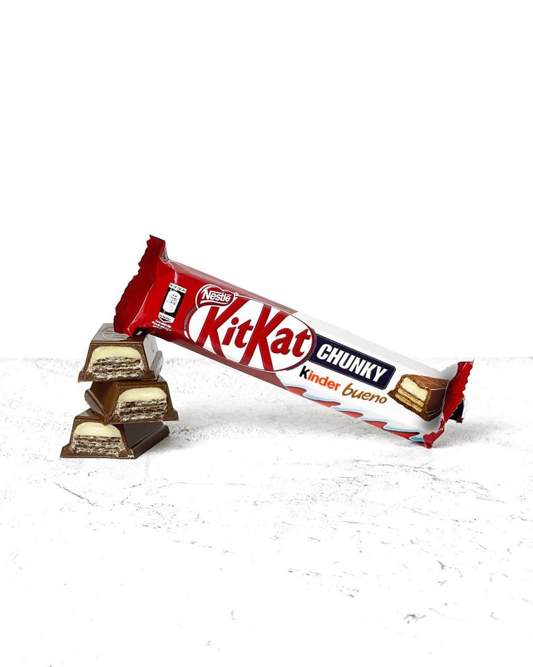 OfficialPLT's tweet photo. 🌰 KitKat Chunky Bueno 🌰⁣ How UNREAL does this look!! 🤤

( UK Snack Attack ) https://t.co/6m78eyb6OD