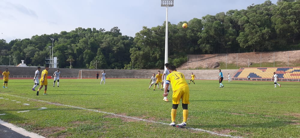 BolaTldm's tweet photo. Keputusan Penuh Kejohanan Bola Sepak Piala Zain 2022. Peringkat Separuh Akhir Kedua

MkPL (1) - MWL 2 (1)

MkPL Menang Penalti Dengan Keputusan 3 - 1

#majulahsukanuntuktldm
#roadtoisg
#PZ22
@KDTEGUHSAMUDERA
@KDMAHAMIRU https://t.co/mDE1euNDxl