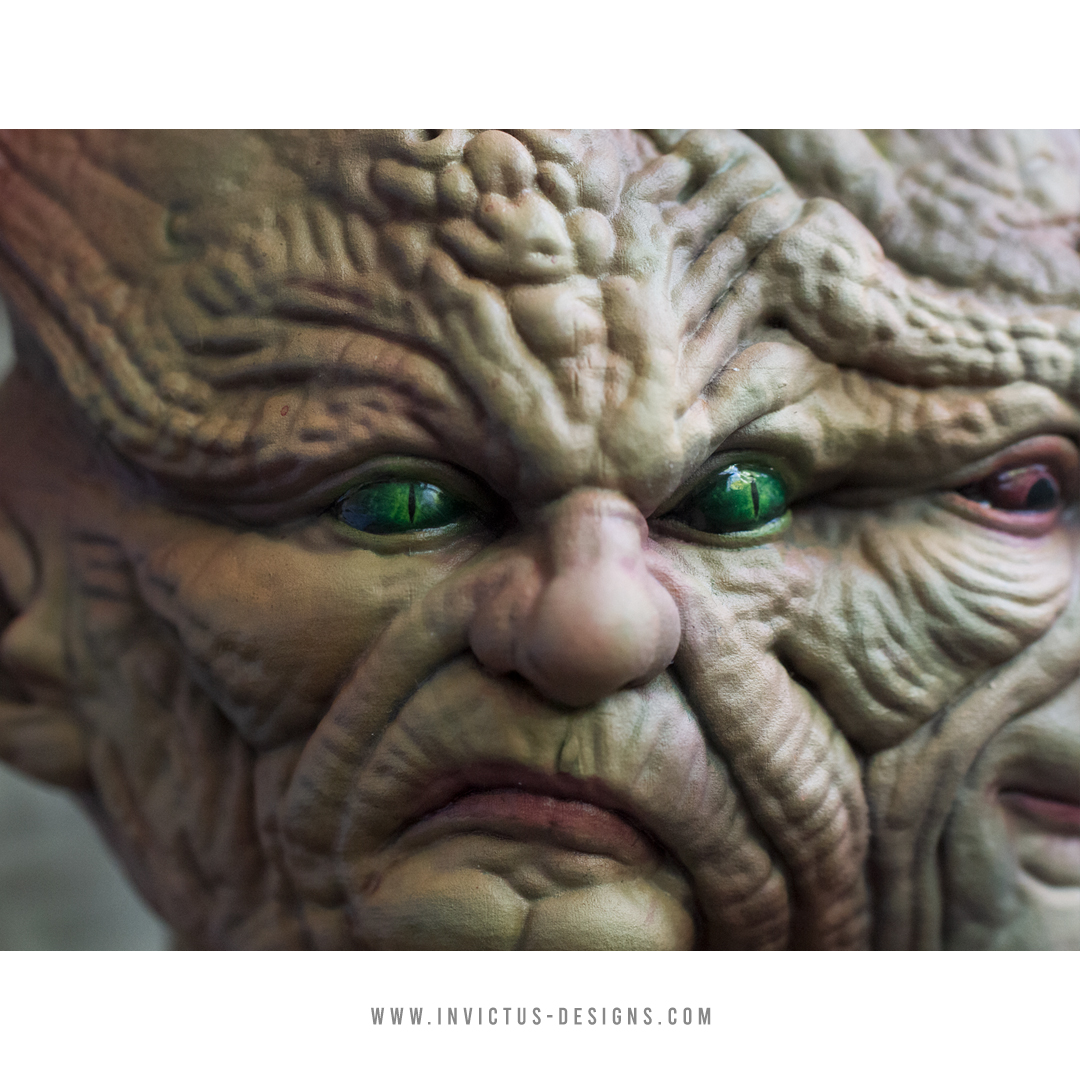 victorinvictus's tweet photo. Trifaces
Metamorphosis of Hypocrisy
Concept and sculpt by me (Victor Marin)
Wonderful painting work by David Rodríguez García - Karaikal Painting Studio

#fantasy #sfx #horror #mask https://t.co/4I6uVk48Dl