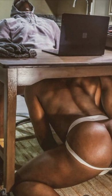 Watch Mrhenny's leaked NSFW photo on TwXstars