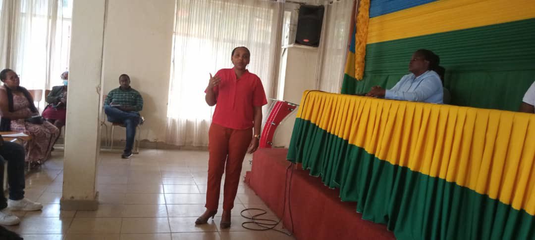 Inkotanyirimaso's tweet photo. Turashimira #PSF ya @Nyarugenge  kubufatanye na PSF ya @GitegaSector  kubwo amahugurwa baduhaye yo 
*Kudusobanurira PSF icyo aricyo
*Imyiteguro ya CHOGM no Gutanga service nziza kubatugana
No
*Kudukangurira PSF Insurance 

Mwakoze cyane kandi tuzabishyira mubikorwa nk'Intore https://t.co/Z9fZDEQgCu