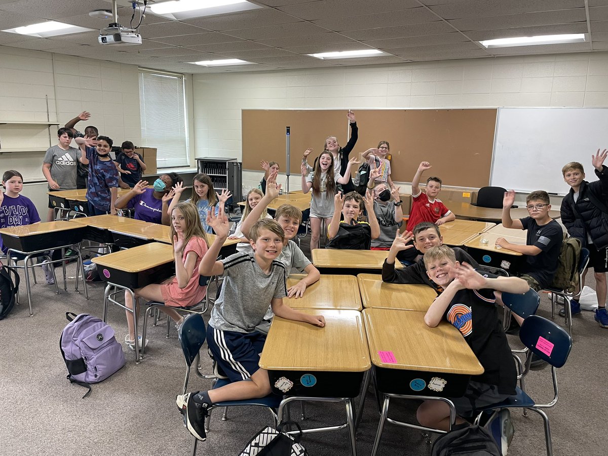 RickyInnocenti's tweet photo. The 21-22 school year is in the books! We will miss our @Chelsea_Tigers. Have a great summer! #WeAreChelsea #Allin157c #157cgrows https://t.co/vujo7oUADP