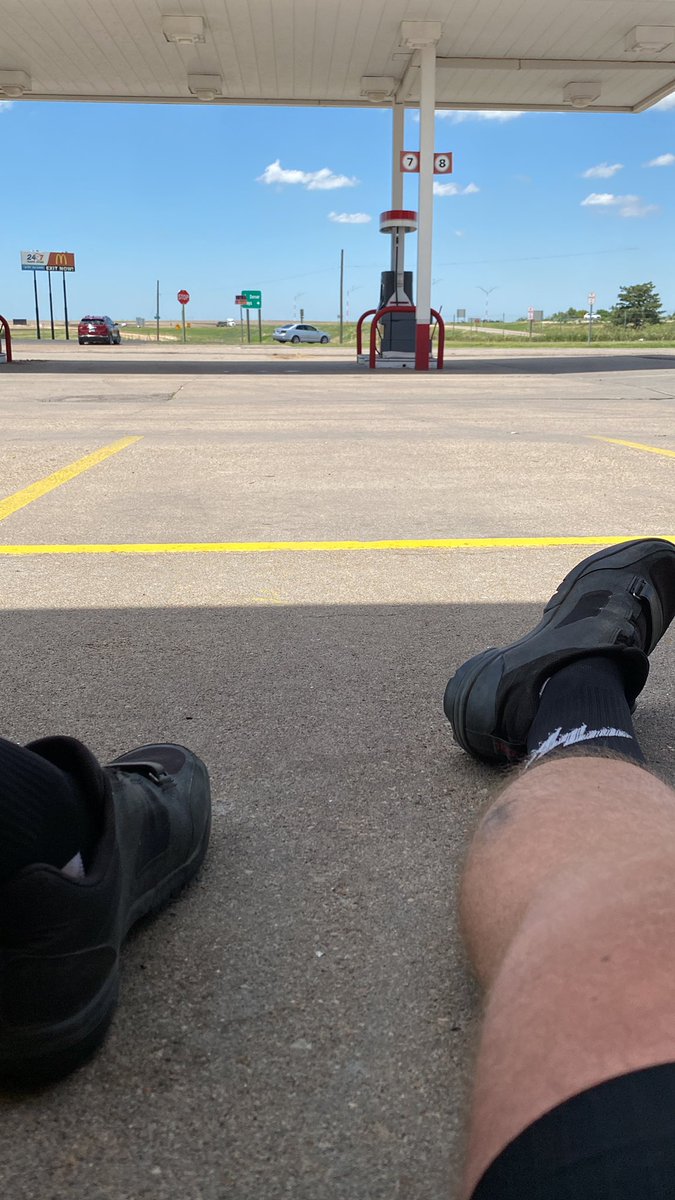 CormacRyan01's tweet photo. Day 24.
195K in. Made it to Wakeeney, Kansas…my original “best case scenario” destination for today.
But the weather is holding up and I’m feeling good so gonna crack on for another bit and see what I can push out.
https://t.co/uNJZqObRnh
#ProjectEDucate https://t.co/6ItgQqIcXG