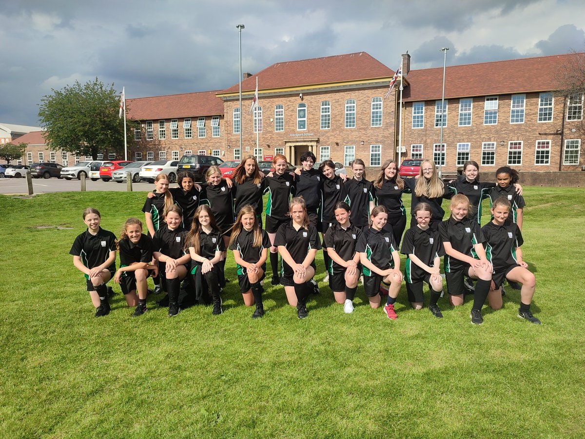 Brilliant night of rounders for our year 7 and 8s this afternoon. Well done to both teams and to our year 7s for their first win ⚾👏 #educationwithcharacter