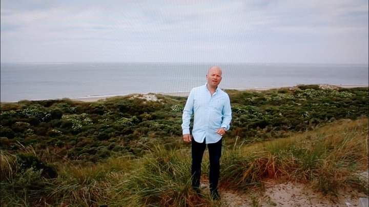 Super...👌 De eerste beelden komen zojuist binnen, van de nieuwe videoclip. Echt Grandioos mooi.#!