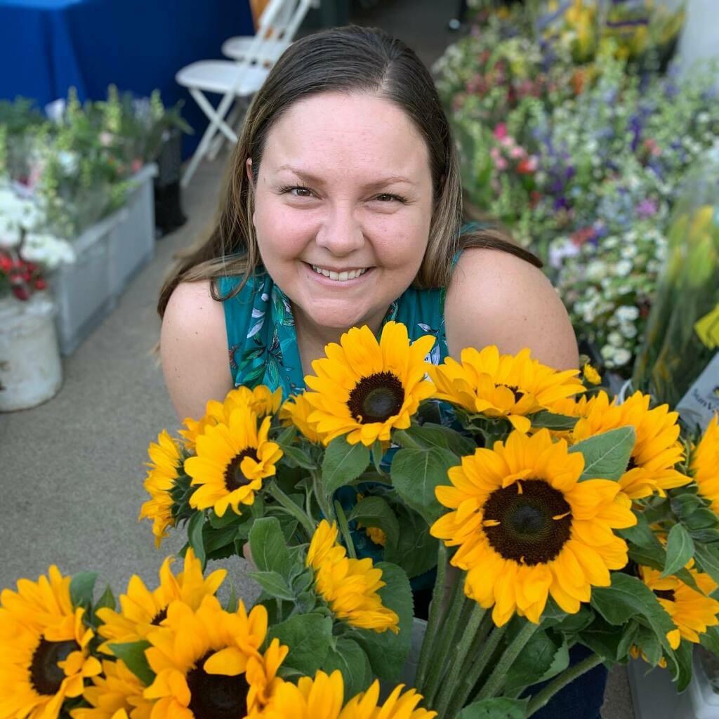 _PlantRight's tweet photo. Today @12 PM (PT) our program manager, Alex Simmons, will be presenting for the Invasive Species Awareness Week lunchtime talks. 

Head over to https://t.co/ggKaHxo65b to register and join the webinar to learn about #plantright and #invasivepl… https://t.co/T18vTrinyZ https://t.co/KQGhvjm3nX