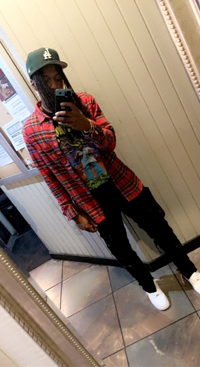 DjWiFly's tweet photo. Sleazy Flow https://t.co/OfM2AbN2mU